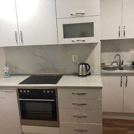 Apartmani Kaic ليفنو الغرفة الصورة