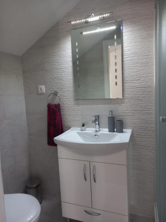 Apartmani Kaic ليفنو المظهر الخارجي الصورة