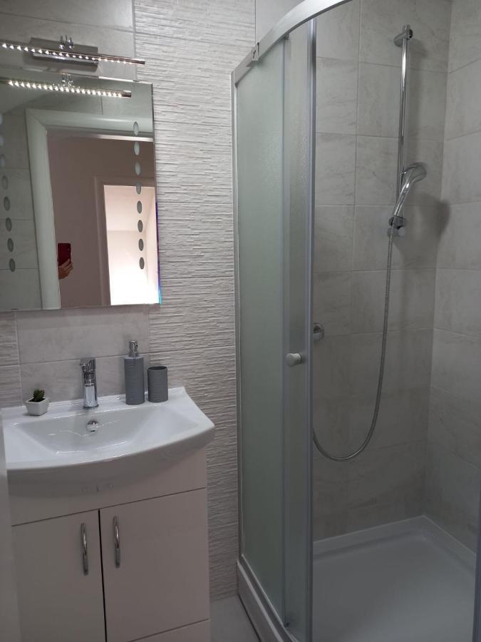 Apartmani Kaic ليفنو المظهر الخارجي الصورة
