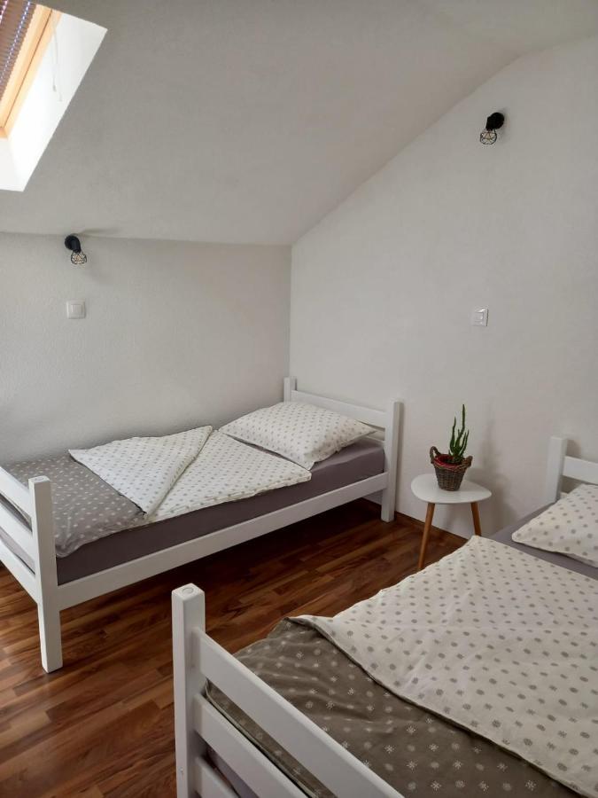 Apartmani Kaic ليفنو المظهر الخارجي الصورة