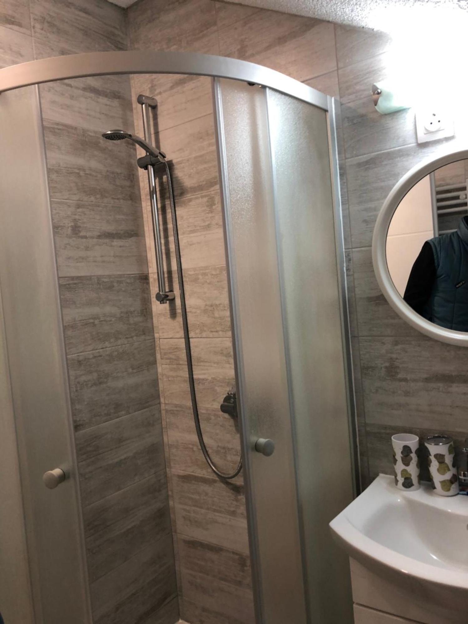 Apartmani Kaic ليفنو الغرفة الصورة