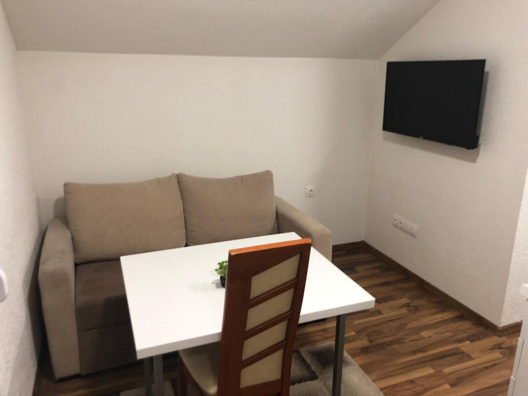Apartmani Kaic ليفنو الغرفة الصورة